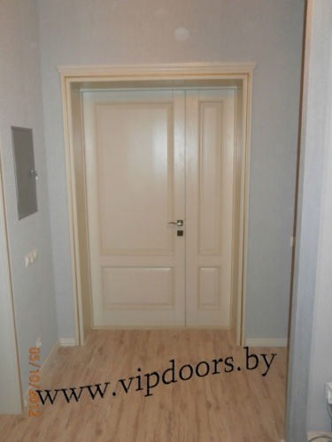 entrance-one-and-a-half-door-from-the-alder-massif.jpg