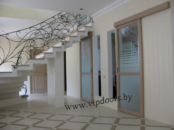 sliding-doors-with-glass.jpg