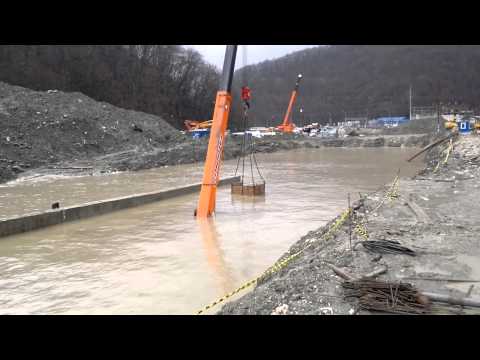 Дождь в Сочи затопил Красную Поляну 2013