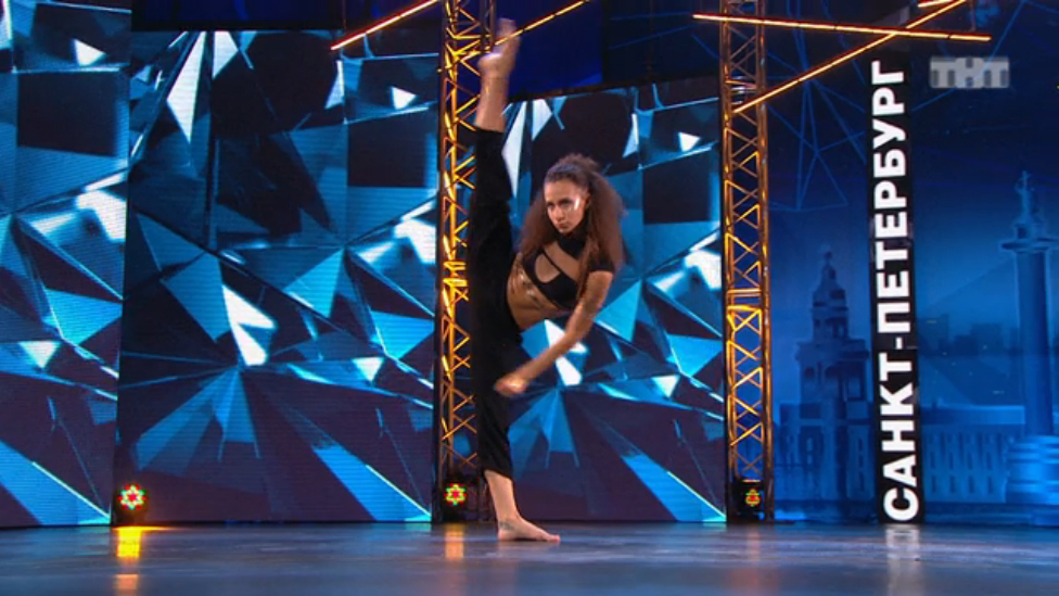 ТАНЦЫ: сезон 2, серия 7 от  03.10.2015 полностью онлайн