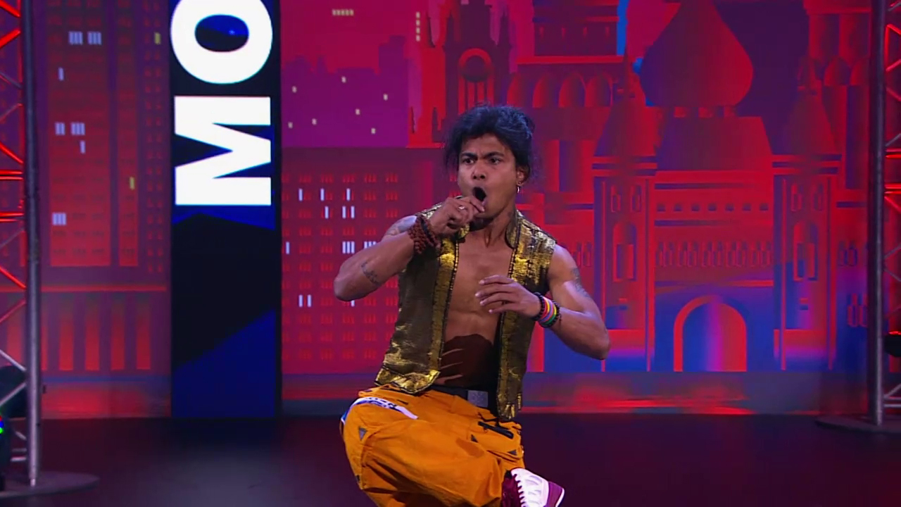 Танцы: Avikk Parkour (Авик Паркур) (Shankar Ehsaan Loy - Hum Toh Hain Cappuccino) (сезон 3, серия 8) онлайн в хорошем качестве