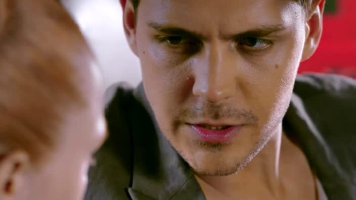 Отель Элеон: 1 сезон, 7 серия смотреть в хорошем качестве онлайн