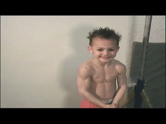 Тренировка САМОГО СИЛЬНОГО РЕБЕНКА В МИРЕ с младшим братом